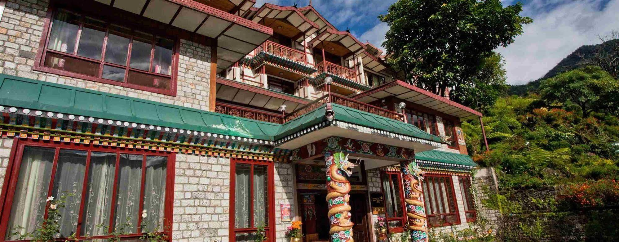 Club Mahindra Gangtok Hotel Exterior foto